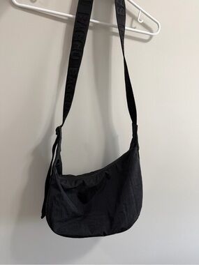 BAGGU Black Nylon Messenger Crossbody